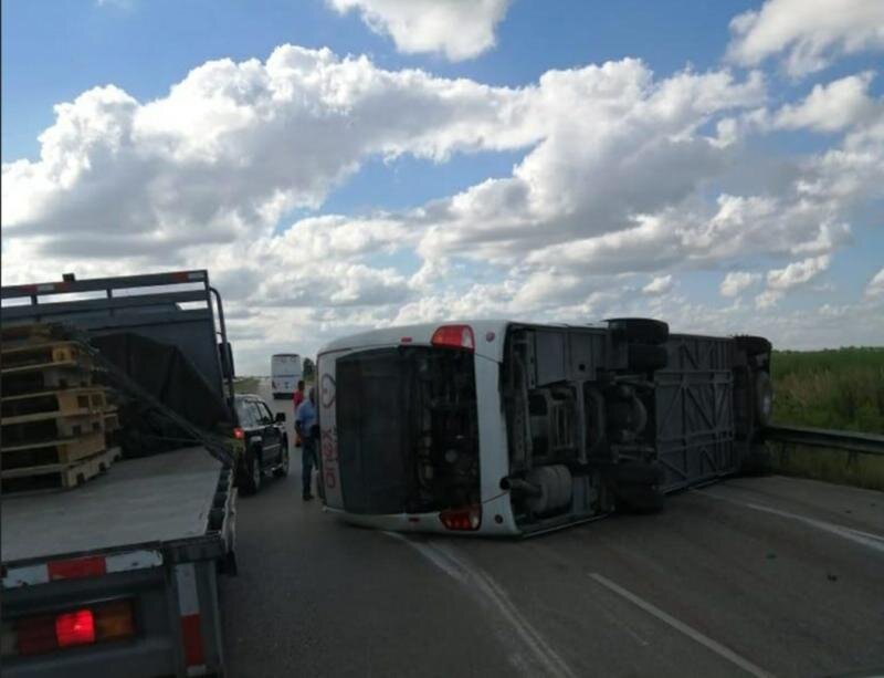 В Египте перевернулся автобус с россиянами