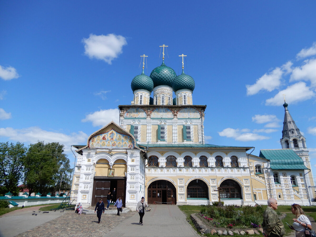 Воскресенский собор