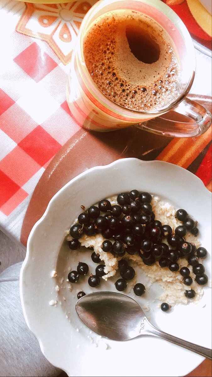 Алёнка сготовила на всю семью такой вкуснятец!