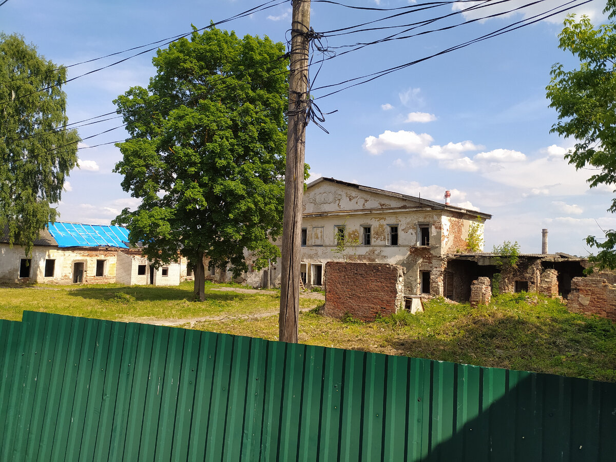 Мемориальный комплекс журавли кондрово. День кондрово калужская область. Город кондрово калужской области. Кондрово лайв. Памятники в кондрово калужской области.