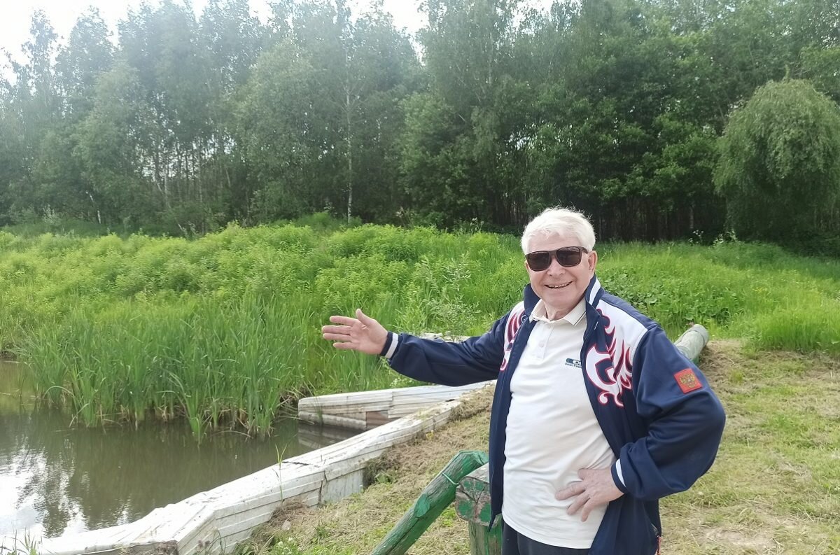    Василий Отлейкин едва ли не каждый день обходит территорию деревни Елена Власова