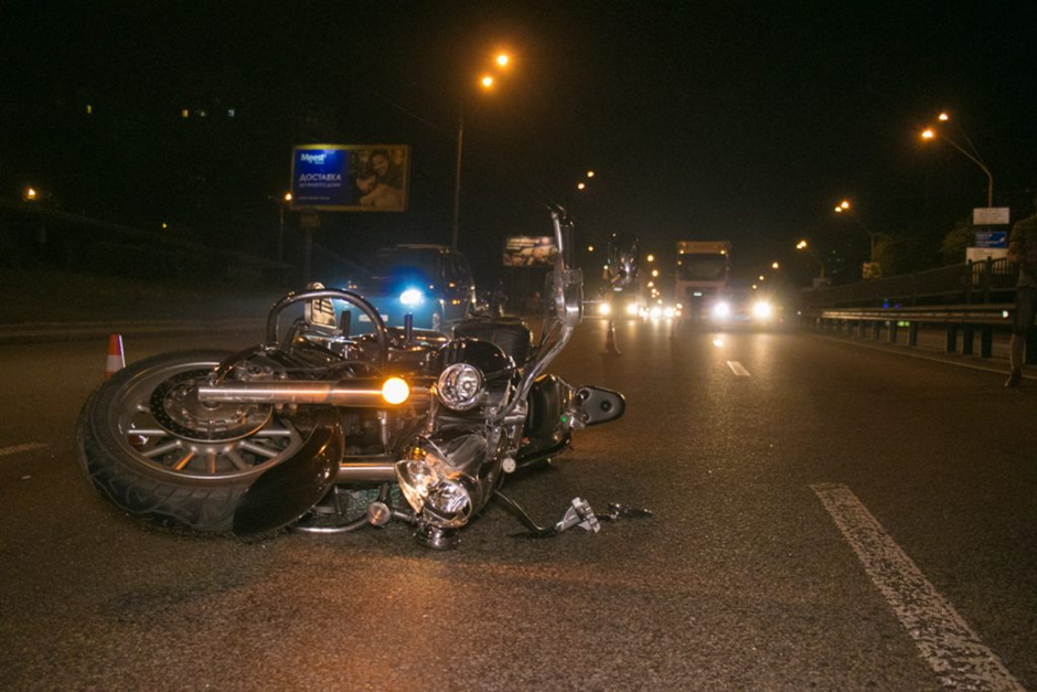 Более чем в 62% происшествий ответственность за случившееся лежит на водителе мотоцикла.