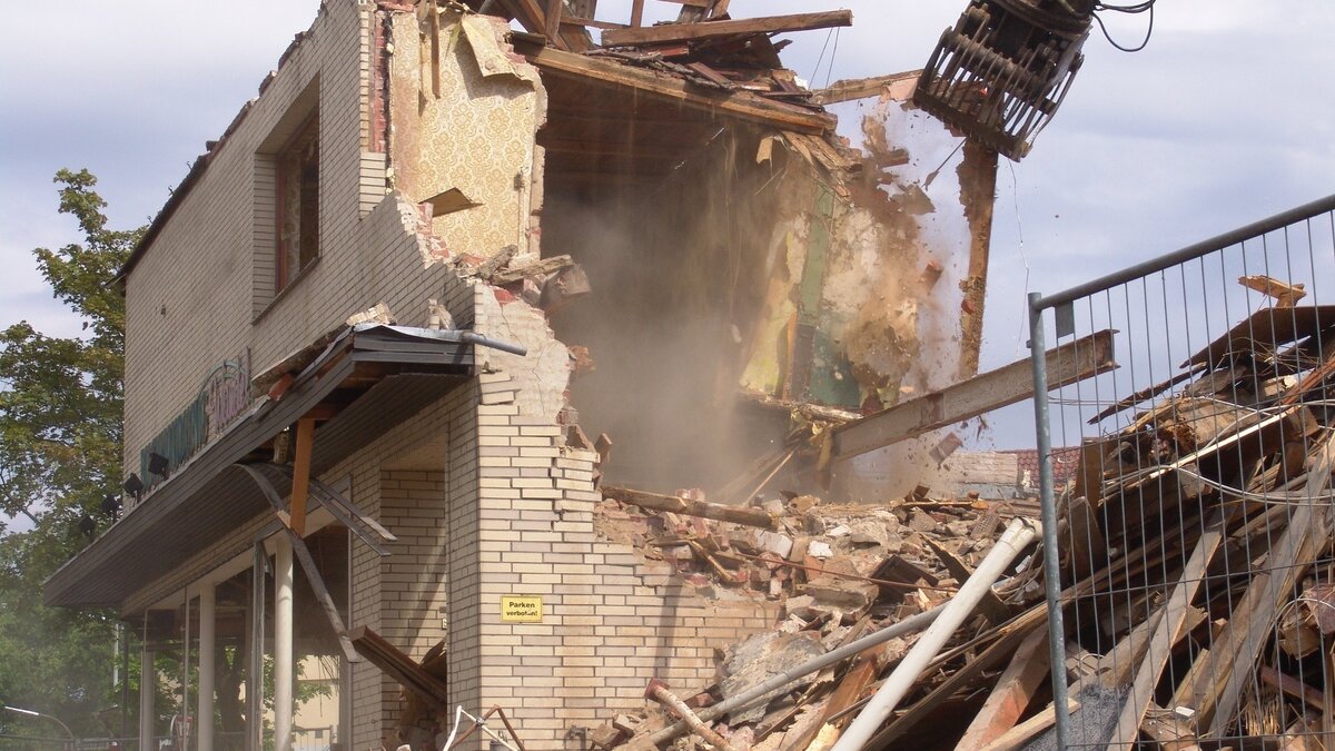     В Ростове-на-Дону будет изъят земельный участок под аварийным домом на улице Станиславского, 107/19, говорится в постановлении на сайте администрации города.