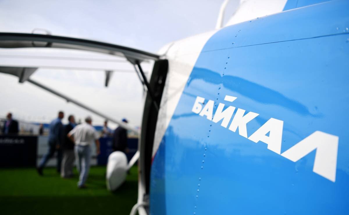 Самолёт "Байкал" выполнил первый полёт, но двигатель у него пока американский.