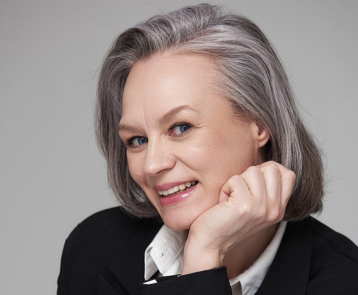 Чтобы выглядеть моложе,необходимо избавиться от носогубных складок. Фото © Центра эстетики и косметологии ESELE