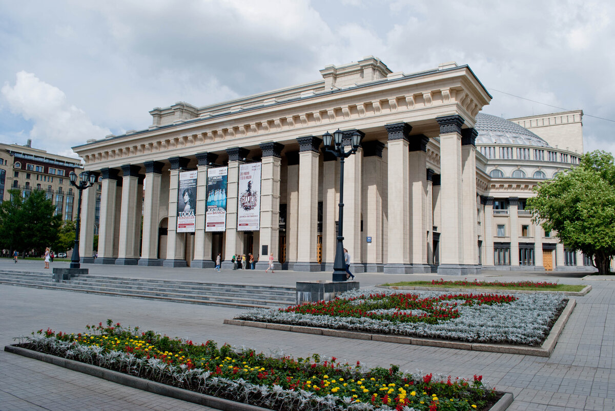 Схема оперного театра новосибирск