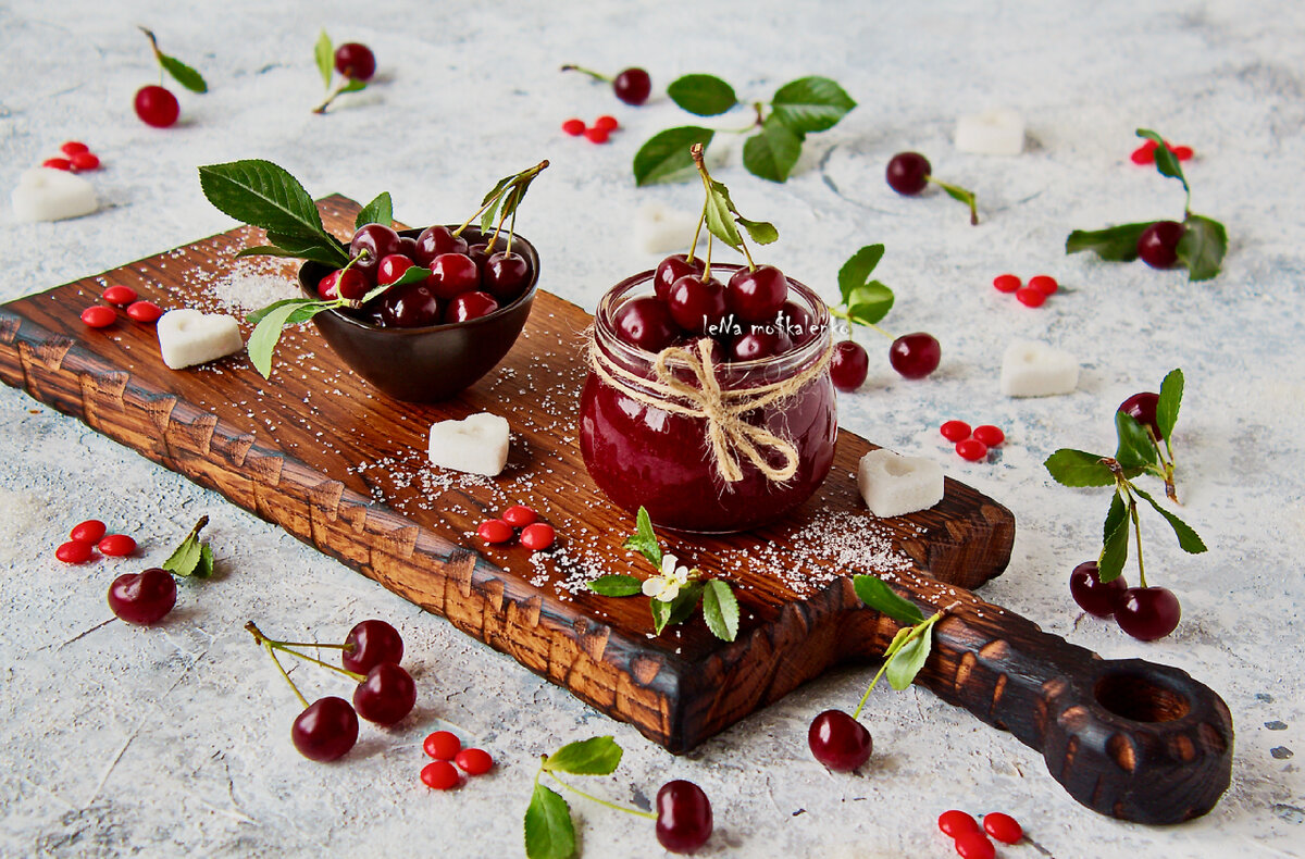 Вишня под сыр – всегда великолепное решение