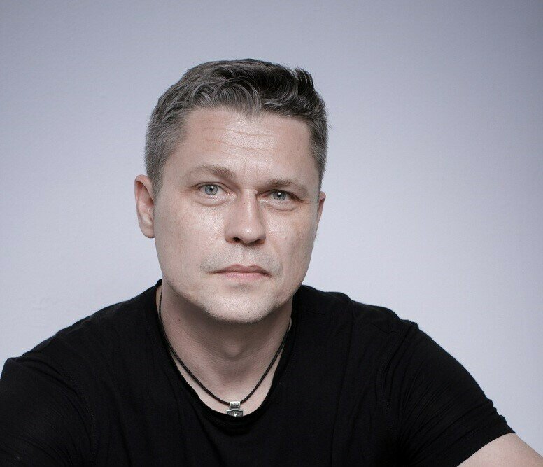 Как сейчас выглядит денис рожков