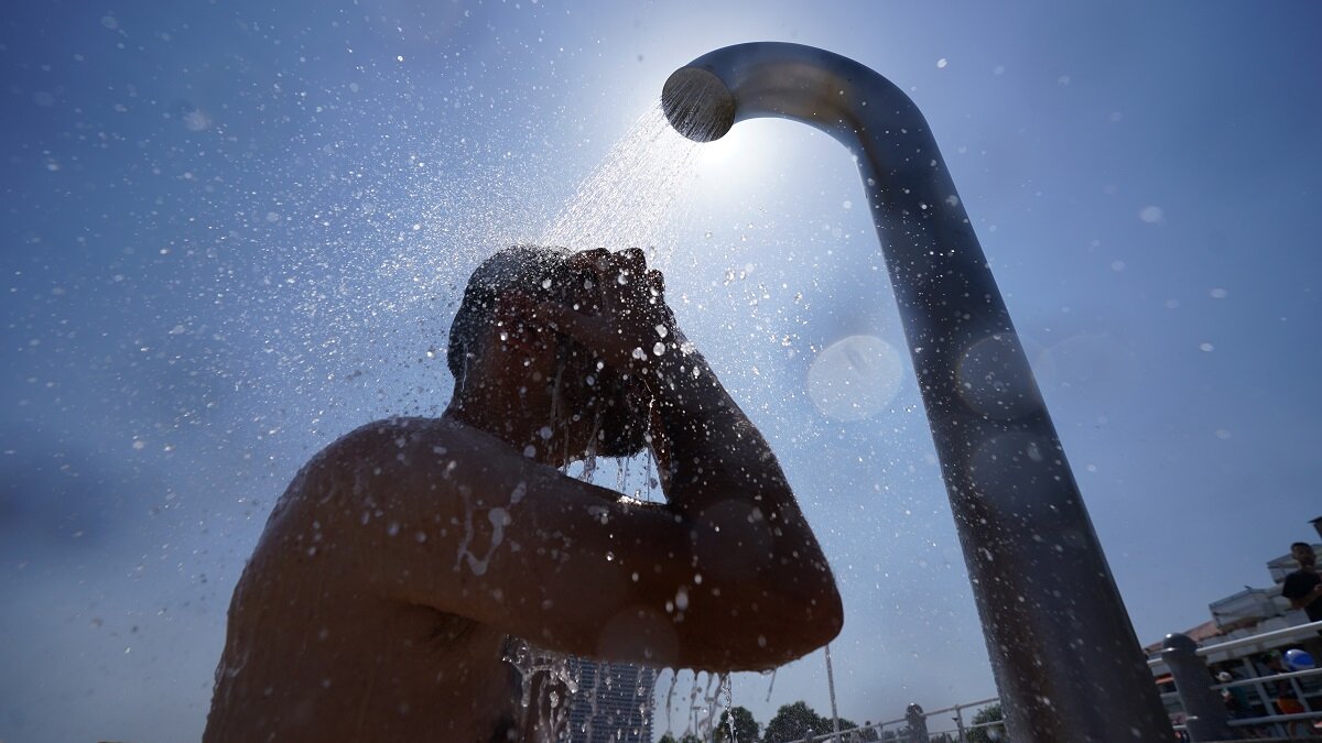    Душ на пляже