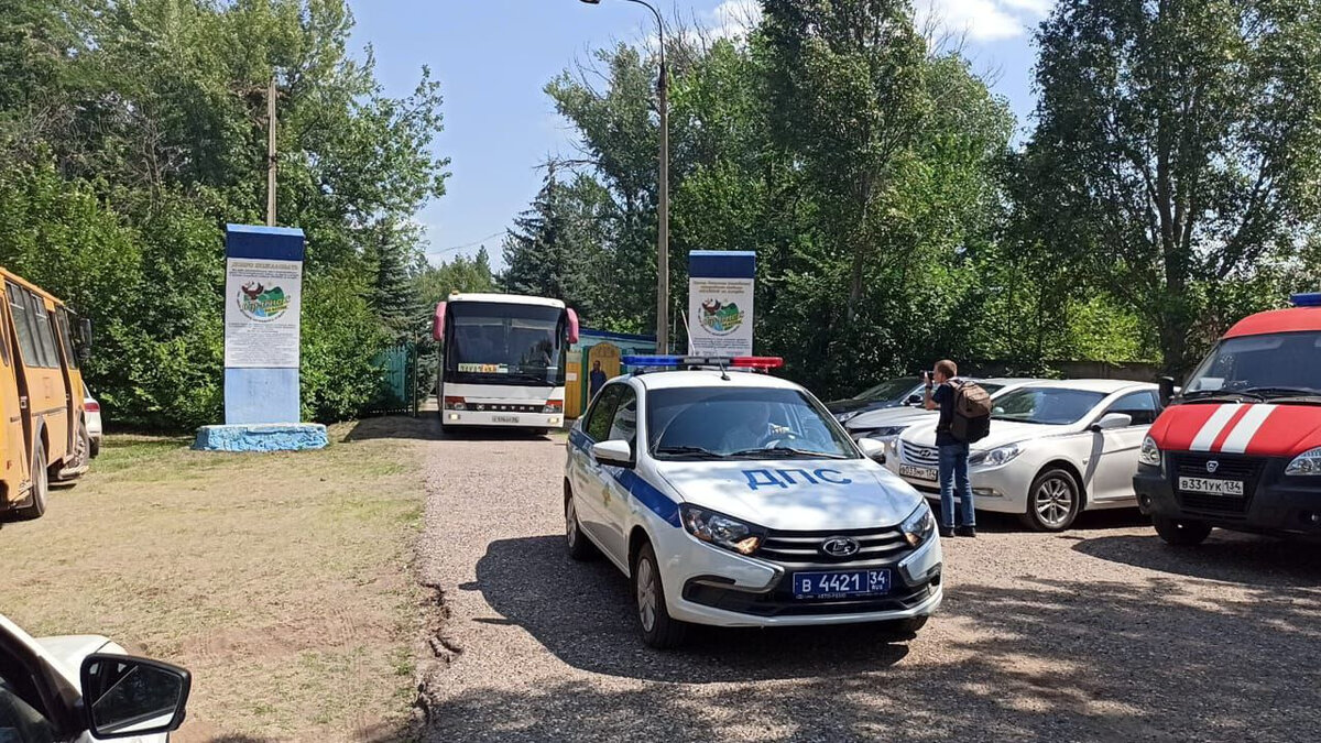     Пожар возле лагеря «Орленок на Ахтубе» не обошелся без пострадавших, по данным комитета здравоохранения Волгоградской области.