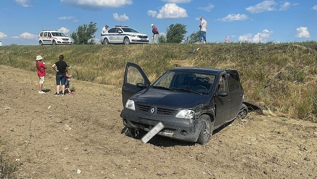     Массовое ДТП с фурой произошло в Дубовском районе Волгоградской области, сообщает региональное ГУ МВД.