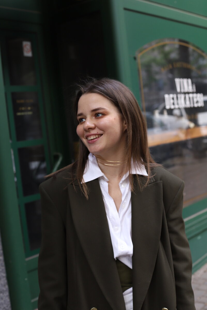 Самозванец — это про то, что ты сам обесцениваешь себя. А что, если другие тоже участвуют?