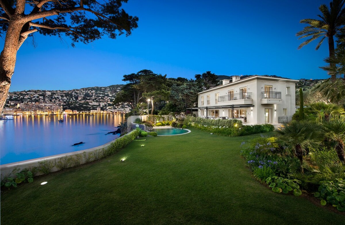 Уникальная резиденция Вилла де ла Ривейра