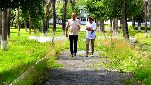 Выпускницы разного времени 