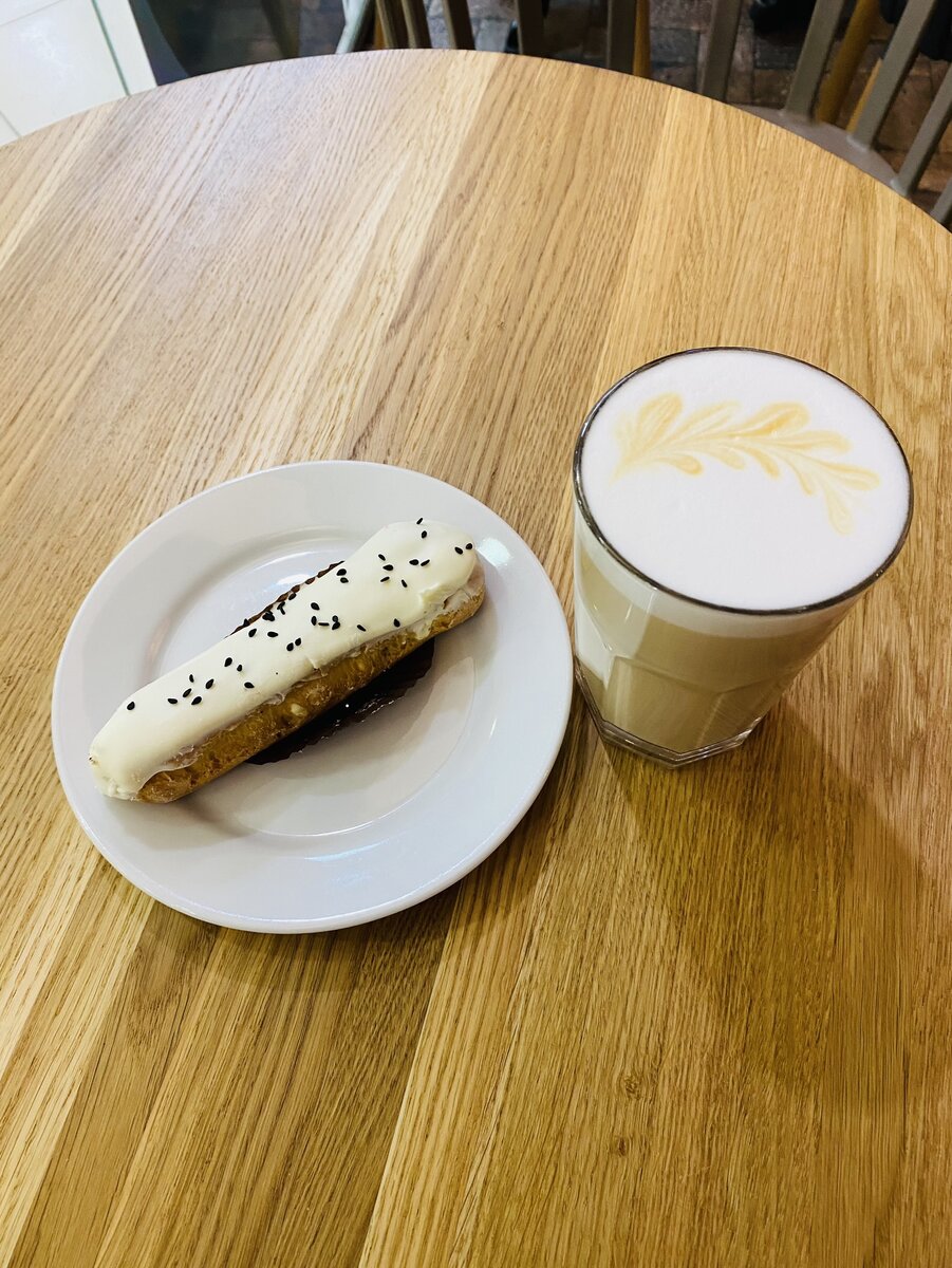 Не самый сбалансированный перекус, но это лучше, чем голодать