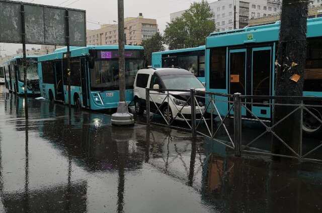    Фото: Группа "ДТП и ЧП Санкт-Петербург"/ Алиса Рассадина
