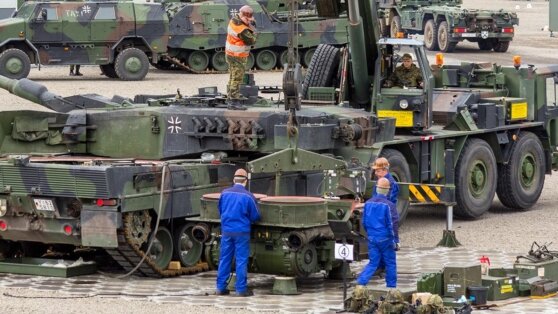    Глава Rheinmetall сообщил об обучении украинцев ремонту танков Leopard Юлия Шелковенко