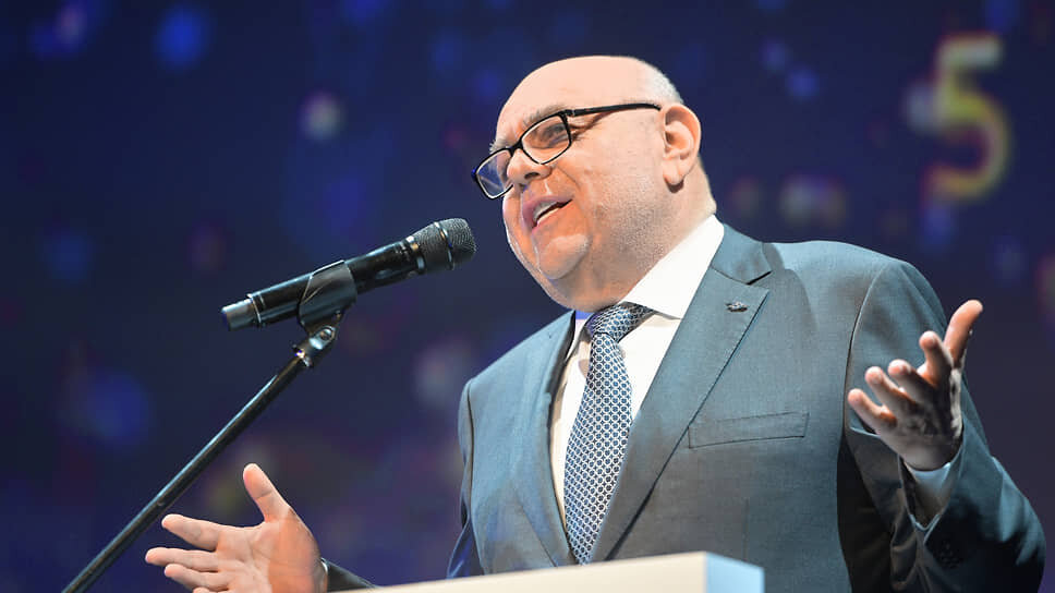 Фото: Глеб Щелкунов / Коммерсантъ📷Юрий Каннер во время церемонии вручения премии РЕК Global Influence Award за глобальное влияние на мир (октябрь 2021 года)