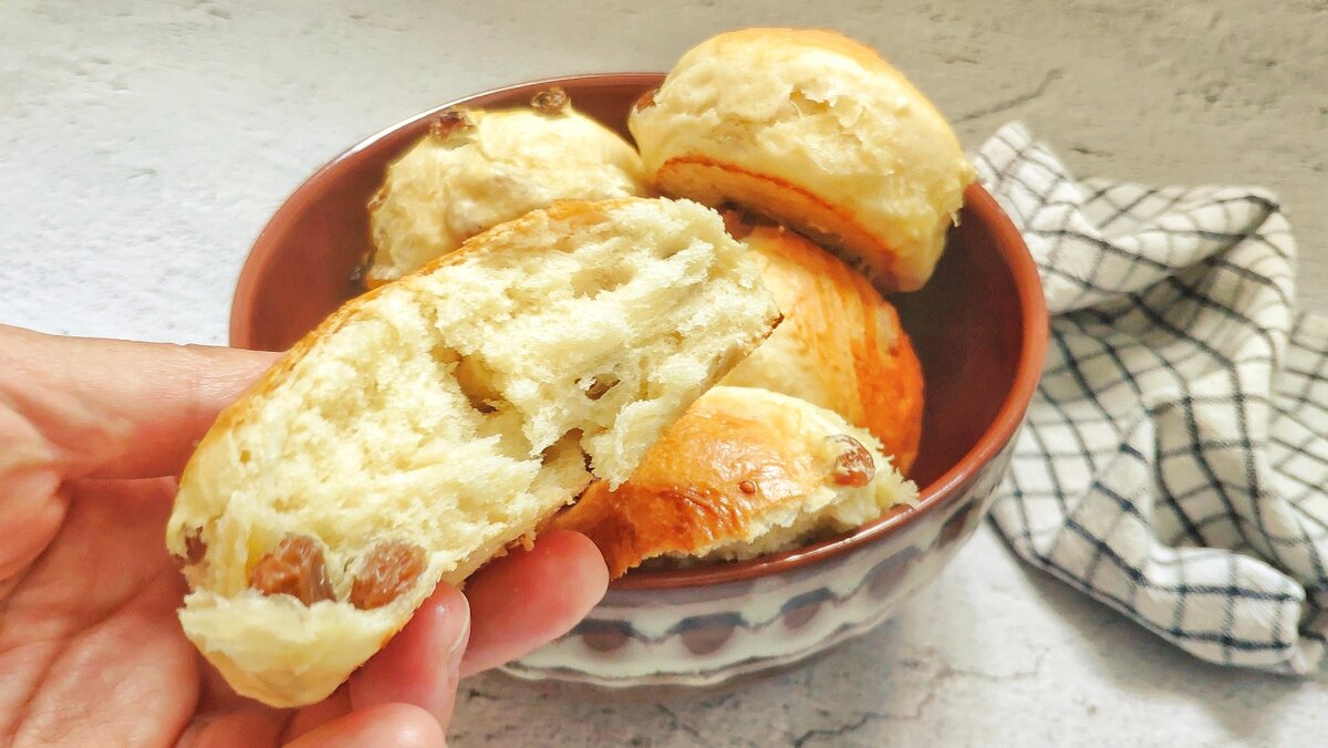 Мягкие и пухлый изюм внутри