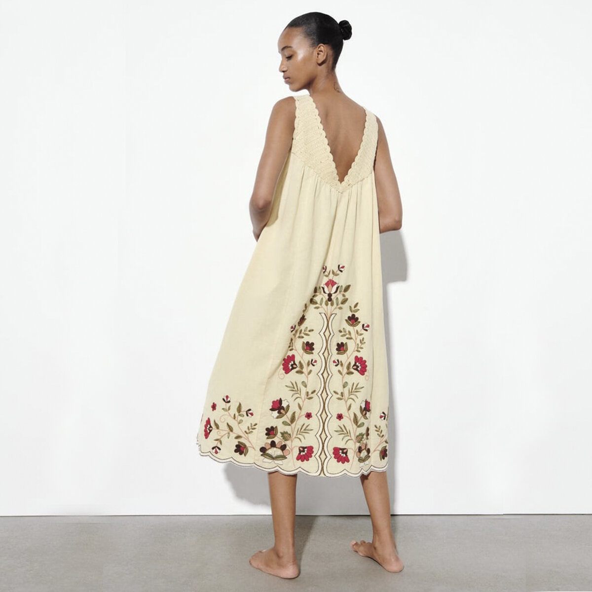 Фото взяты с официального интернет-магазина https://www.zara.com/