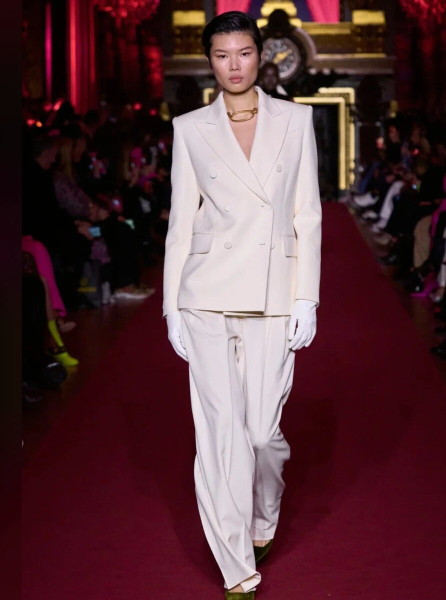 Dundas Fall Winter 2023/2024 фото Pinterest