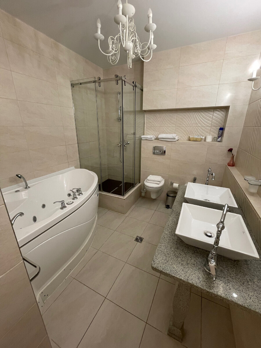 Ванная комната с джакузи