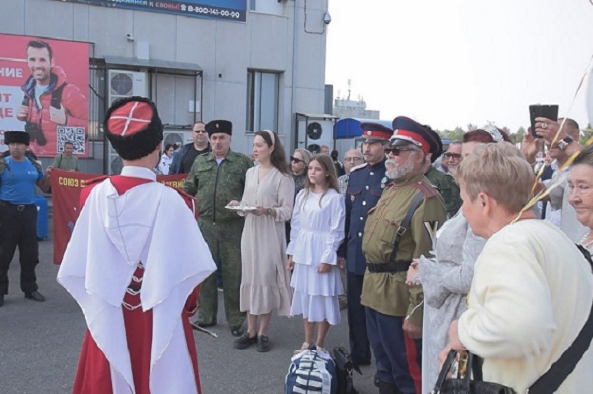    На Камчатке торжественно встретили участника СВО, который год не был дома
