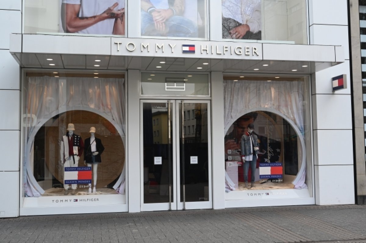    Магазины Tommy Hilfiger могут перезапустить до конца 2023 года