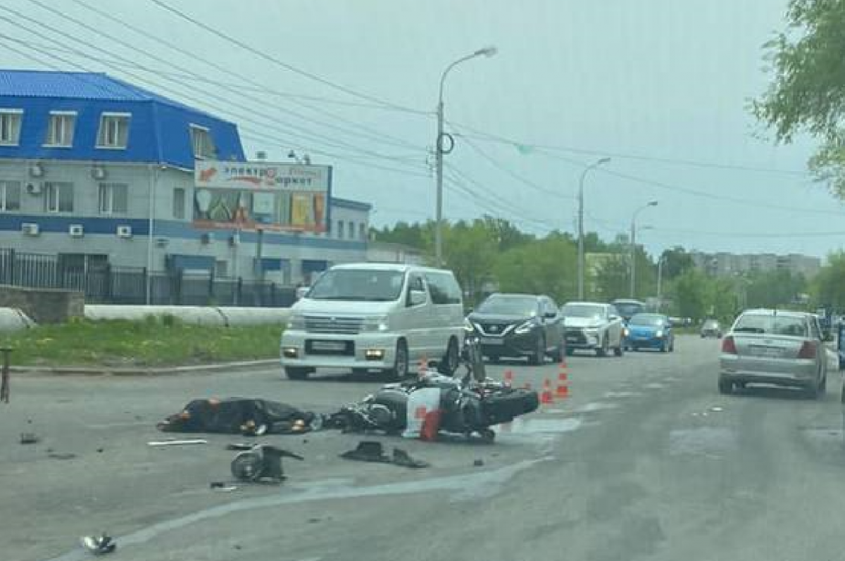 инцидент хабаровск. дтп с пожарным автомобилем хабаровск. пешеходный переход. инцидент хабаровск. сбили ребёнка на пешеходном переходе.