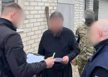    Война с церковью продолжается. Сторонников УПЦ военкоматы отправляют на фронт