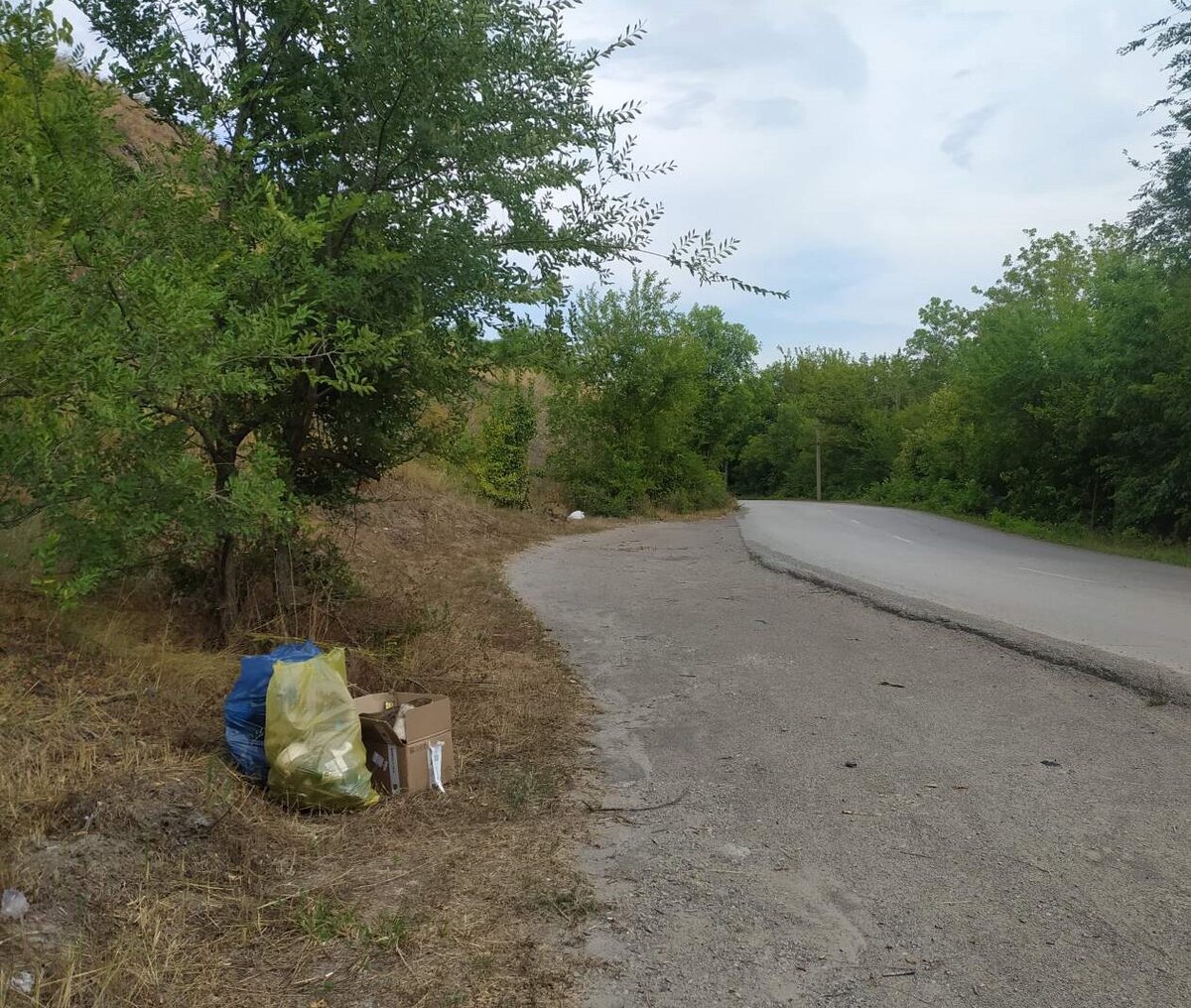 Погода город сулине. Поселок Раково красный Сулин. Красный Сулин бункер. Реклама в Красном Сулине.