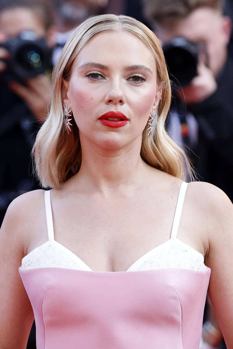    Скарлетт Йоханссон