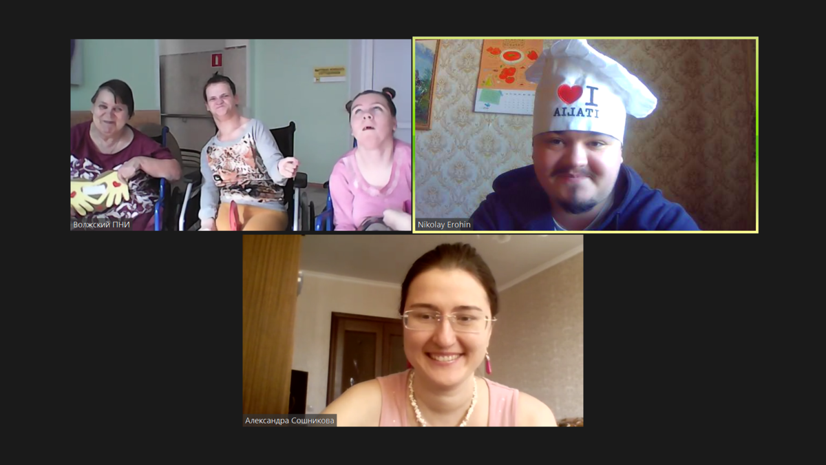 Можно ли организовать онлайн-волонтерство для так называемых «тяжелых подопечных»: тех, кто почти или вообще не говорит? Есть ли в этом смысл?-3