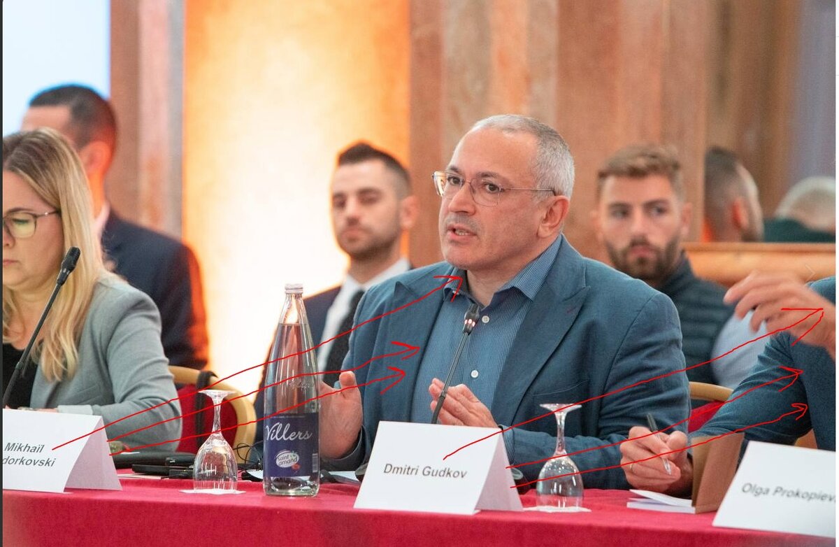 Спонсор в президиуме