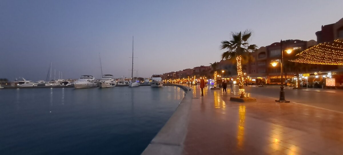 Моё фото для статьи на Дзен "Египтяне не любят предохраняться".