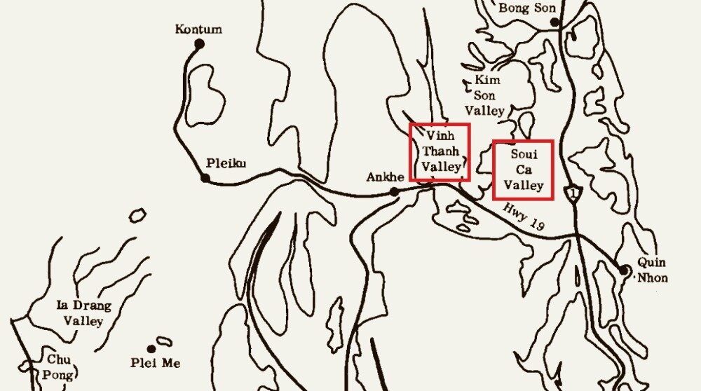 Схематичная карта северных районов Центрального нагорья, выделены долины Виньтхань и Шуойка, также видна долина Ядранг (Interim Report of Operations of the 1st Cavalry Division (Airmobile), July 1, 1965, to December 31, 1966)