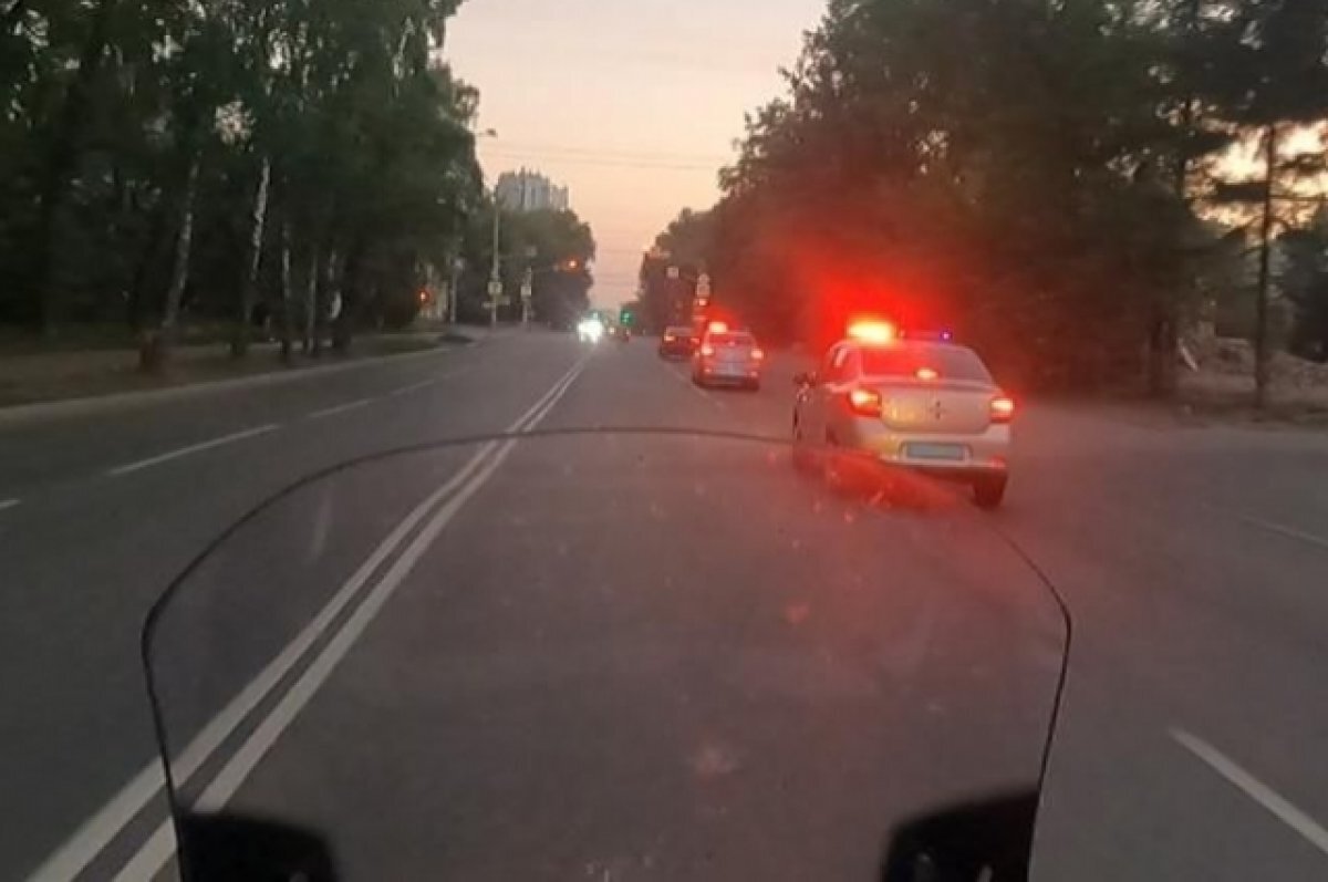    На Урале полицейские применили табельное оружие для задержания нарушителя