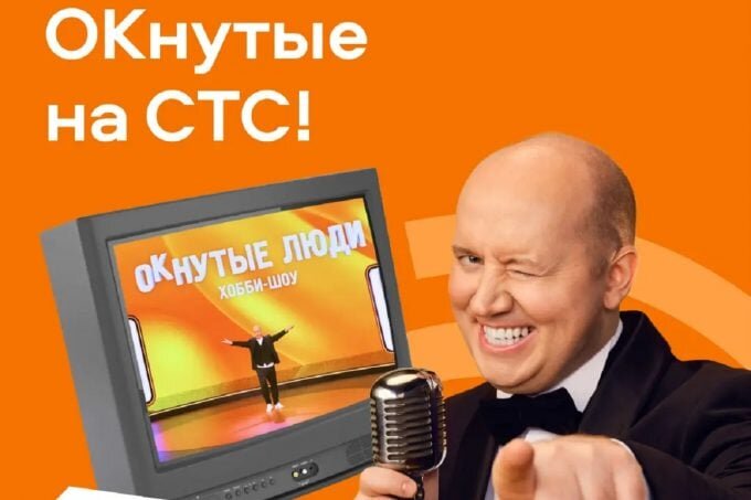 Бурунов на телевидении идет по коридору