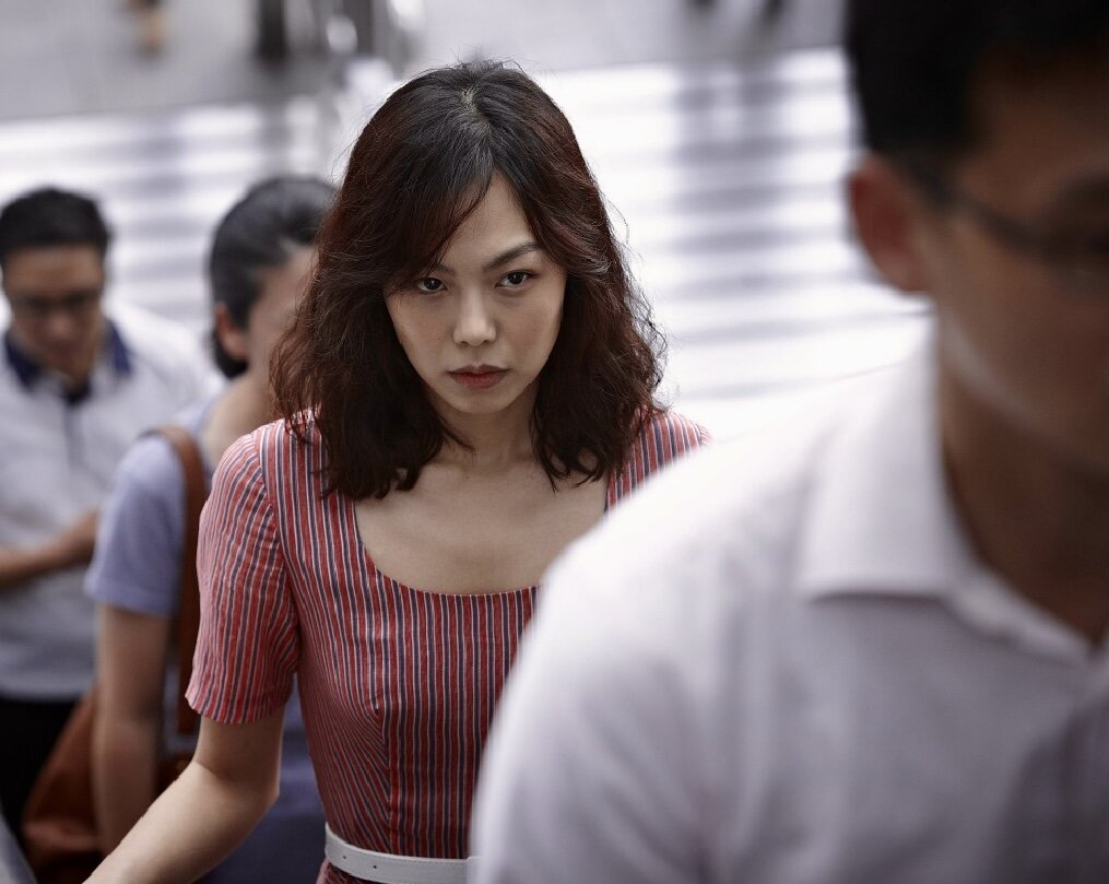 Триллер, детектив. В главных ролях: Ли Сон - гюн, Ким Мин - хи, Чо Сон - ха.