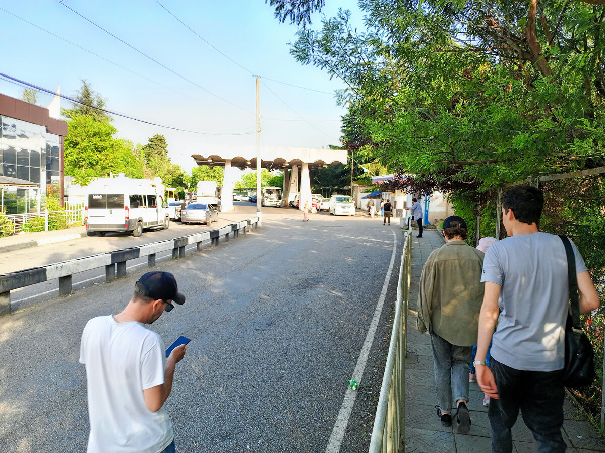 Авто из абхазии 2023. Авто из абхазии 2023. Номера абхазии автомобильные. Таможенный пост мапп адлер, сочи. Пункт пропуска адлер.