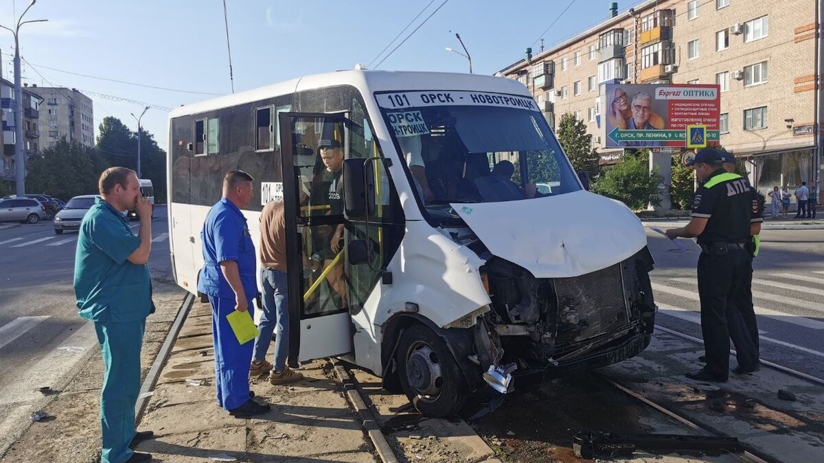 Пострадавшие в дтп на ленинском проспекте
