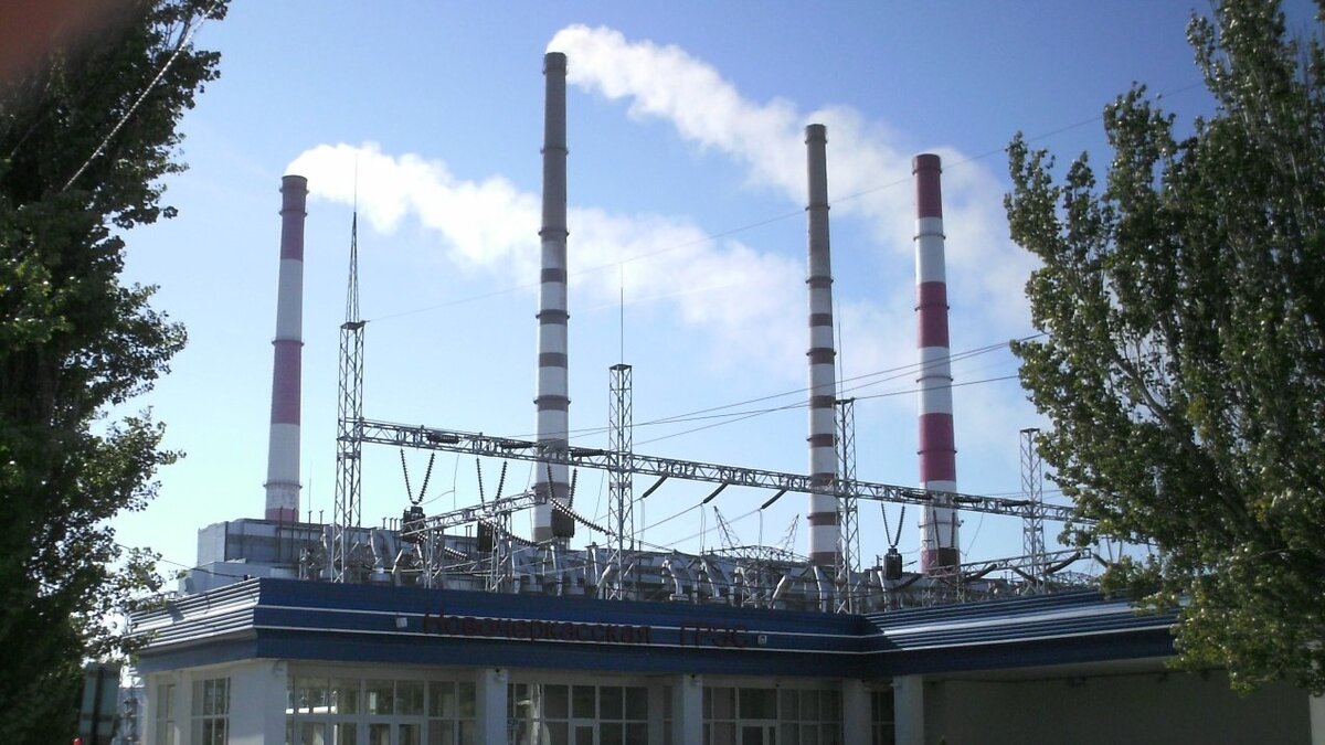     Во время пожара на Новочеркасской ГРЭС в Ростовской области пострадали три человека (ВИДЕО). Об этом сообщил губернатор региона Василий Голубев. В настоящее время огнеборцам удалось ликвидировать открытое горение.