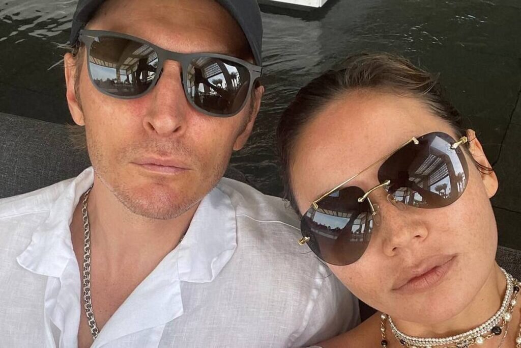 Павел Воля и Ляйсан Утяшева, соцсети