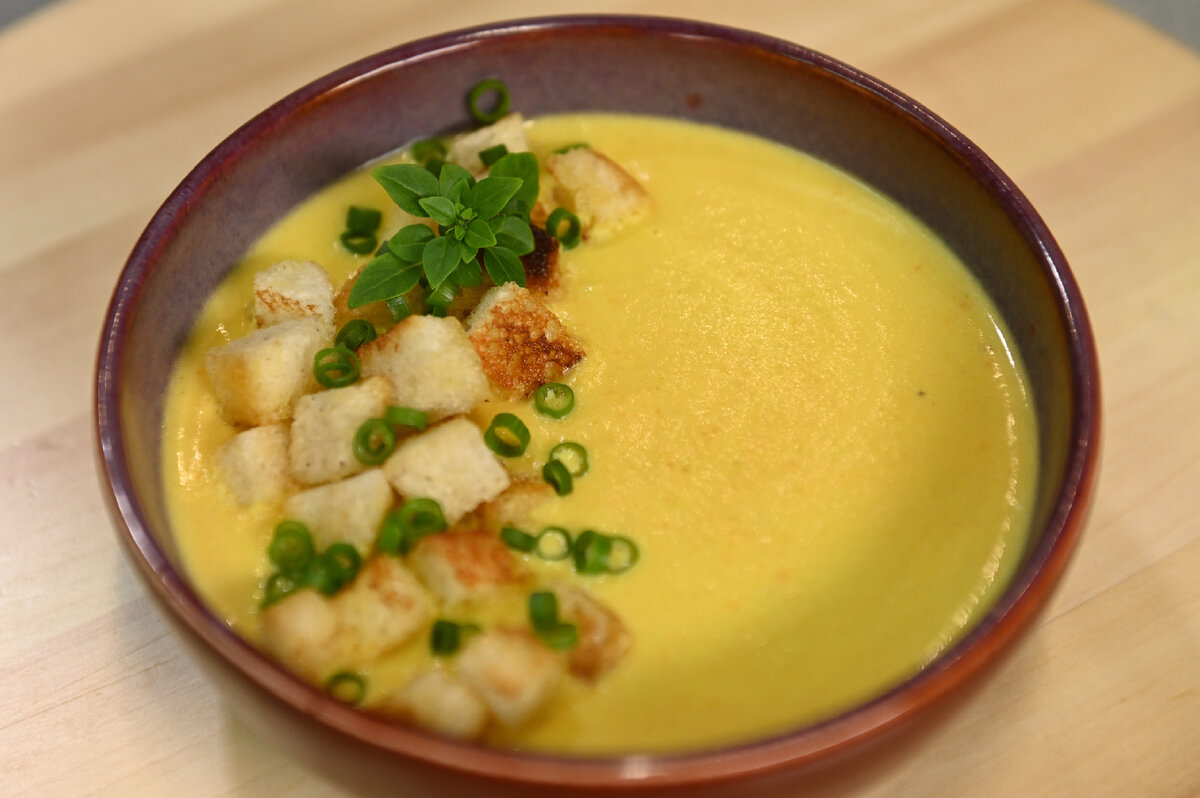 Ароматное первое блюдо от шеф-повара Василия Емельяненко из программы «Ели у Емели»