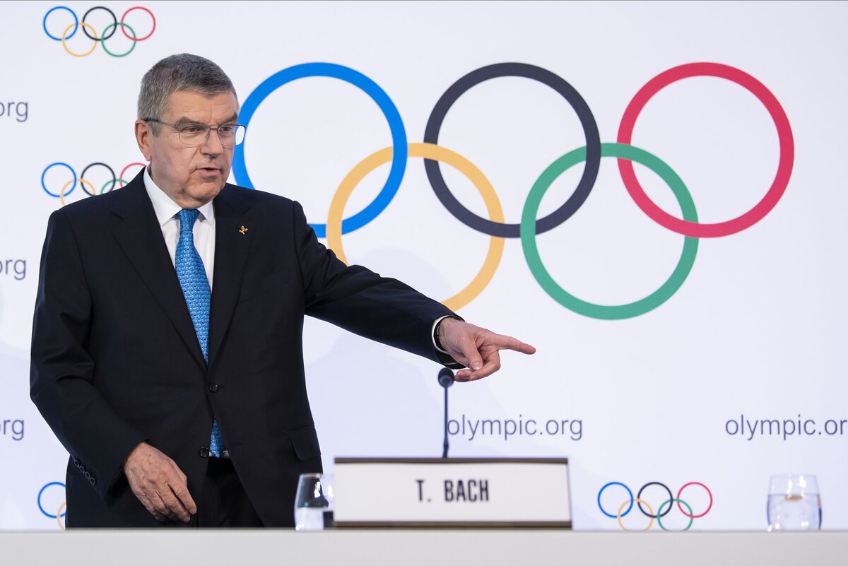 Президент МОК Томас Бах/URL:https://rg.ru/2022/11/15/prezident-mok-bah-vse-strany-bez-iskliucheniia-dolzhny-uchastvovat-v-olimpijskih-igrah.html