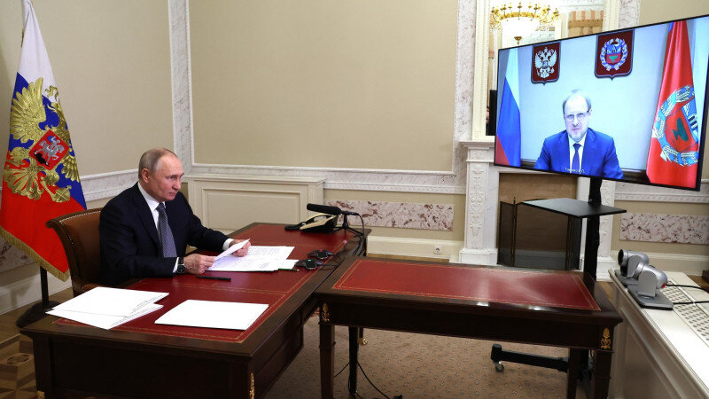     Виктор Томенко и Владимир Путин. kremlin.ru.