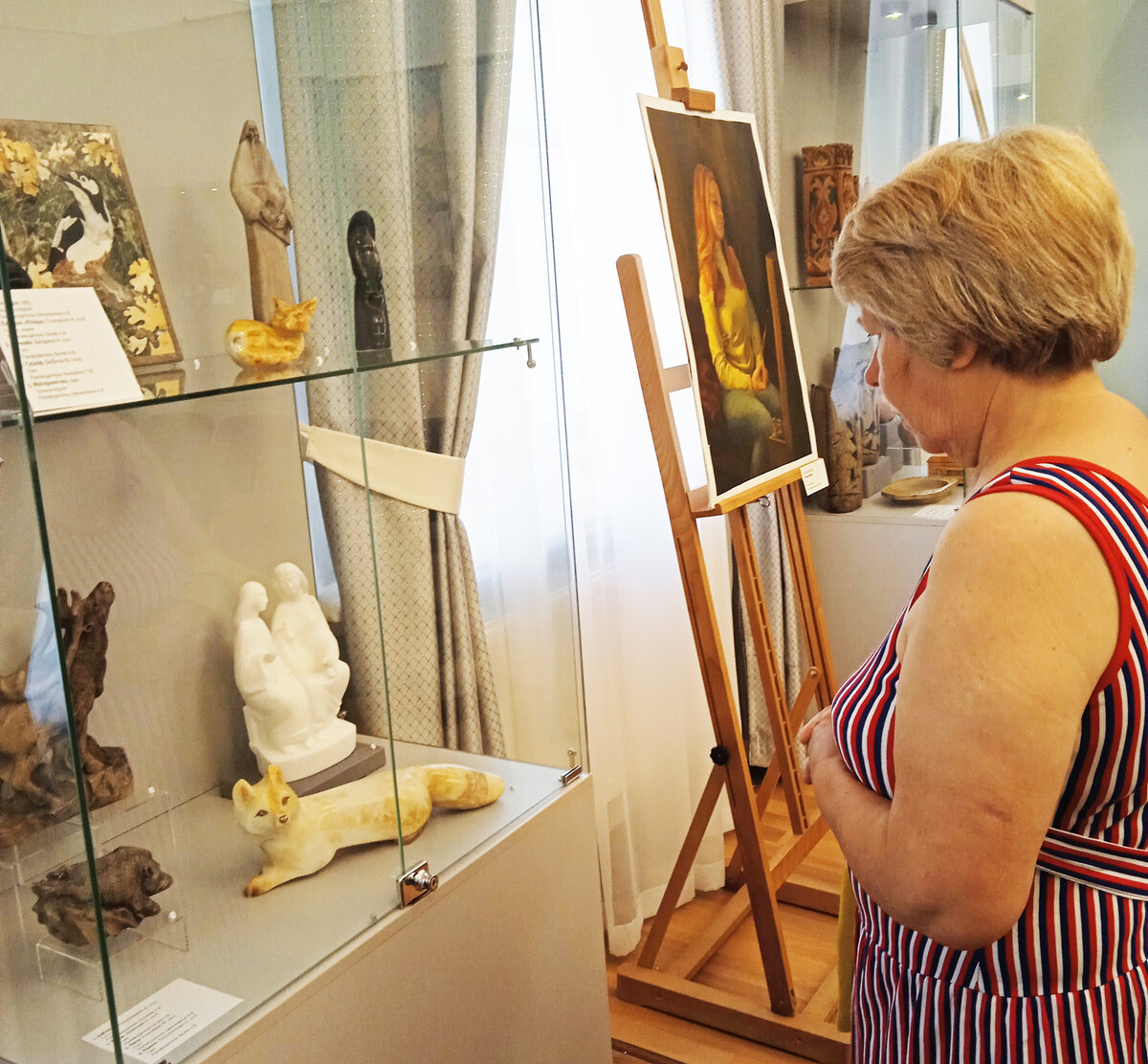 Выставка студенческих работ завораживает посетителей