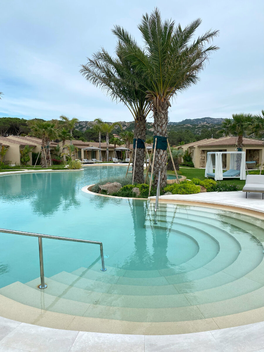 Основной бассейн Лагуна