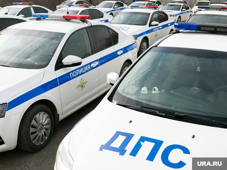    Полицейские передали информацию с помощью громкоговорителей