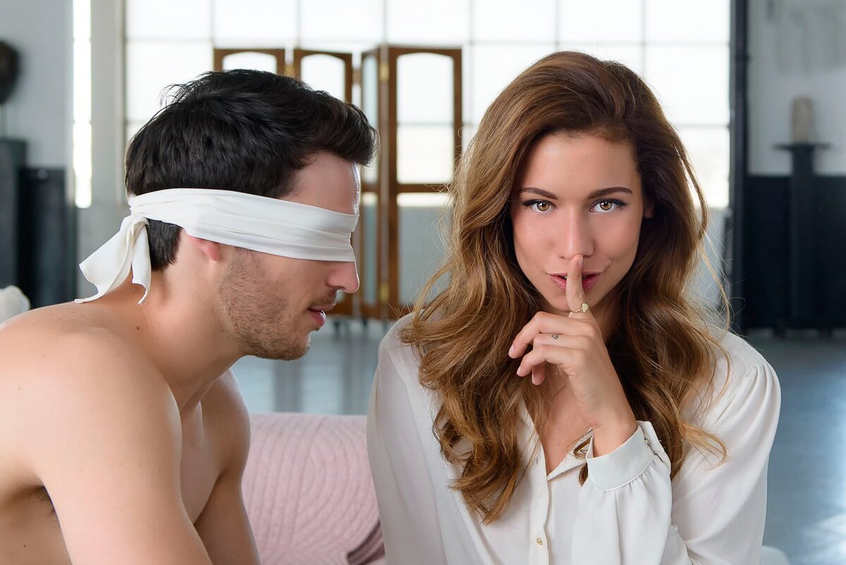 Любимая женщина изменила: 7 признаков